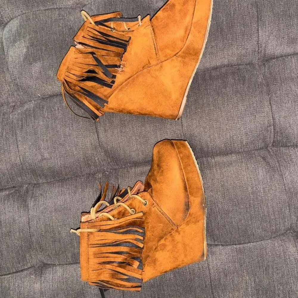 Brown suede fringe boots with